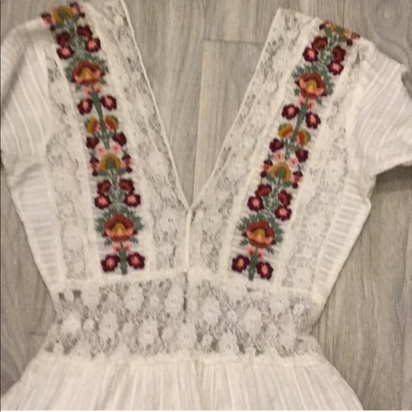 🩷 SOLD 🩷 Free People ONE White Lace Mini Dress - Picture 3 of 5